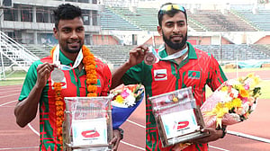 দক্ষিণ এশিয়ার রেকর্ড ভাঙার লক্ষ্য মাহফুজুরের
