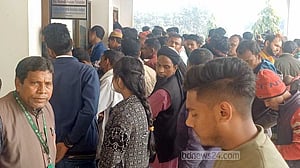 ভালোবাসার দিনে ‘প্রেম-বিয়ের’ ৩৬ মামলার শুনানি, উপহার লাভ ক্যান্ডি