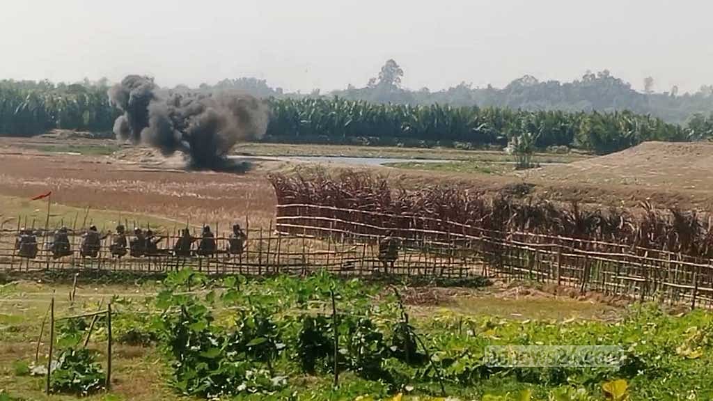 উদ্ধার করা মর্টার শেলের নিয়ন্ত্রিত বিস্ফোরণ