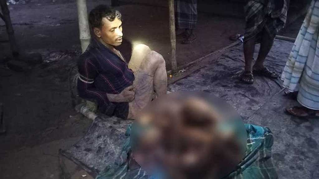 শরীরে কাদামাখা দেখে যুবককে আটক, বস্তায় মিলল মানুষের হাড়গোড়