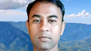 স্বেচ্ছাসেবক লীগ নেতাকে কুপিয়ে দুই কব্জি বিচ্ছিন্ন, আটক ২