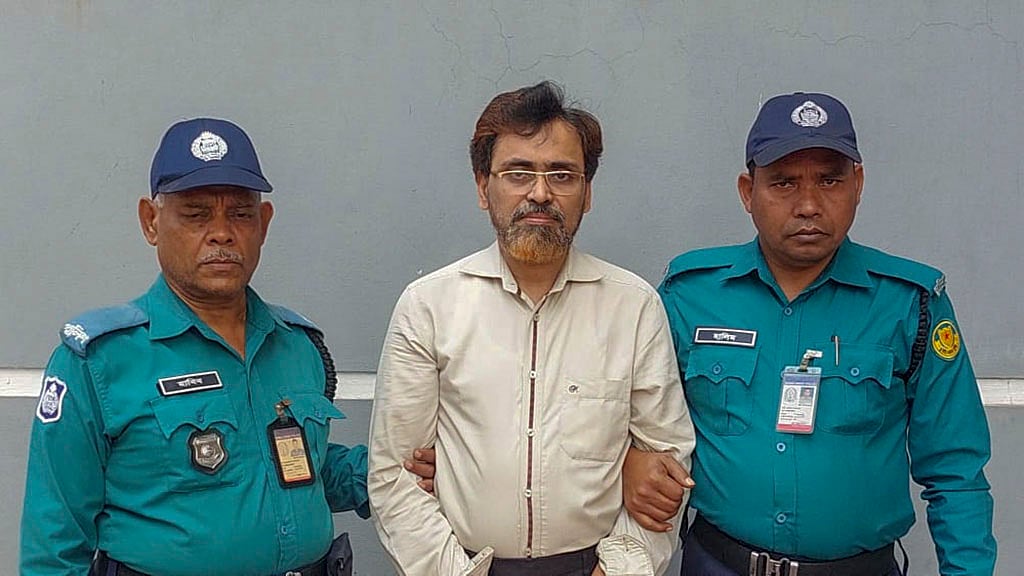 যৌন হয়রানি: ভিকারুননিসার শিক্ষক মুরাদ কারাগারে