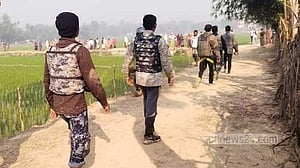 মিয়ানমারের সীমান্তরক্ষী, সেনাসহ ২২৯ জন পালিয়ে বাংলাদেশে