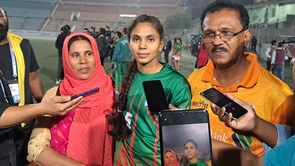যুগ্ম চ্যাম্পিয়ন হয়ে আনন্দ-বেদনার মিশ্র অনুভূতির দোলাচল বাংলাদেশ দলে