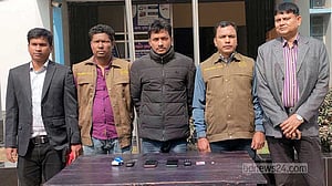 ‘ফেইসবুকে নারী কণ্ঠে প্রতারণা’, ঠাকুরগাঁওয়ে যুবক আটক