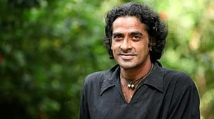 অভিনেতা রুবেলকে উৎসর্গ করে দেখানো হলো ‘পেয়ারার সুবাস’