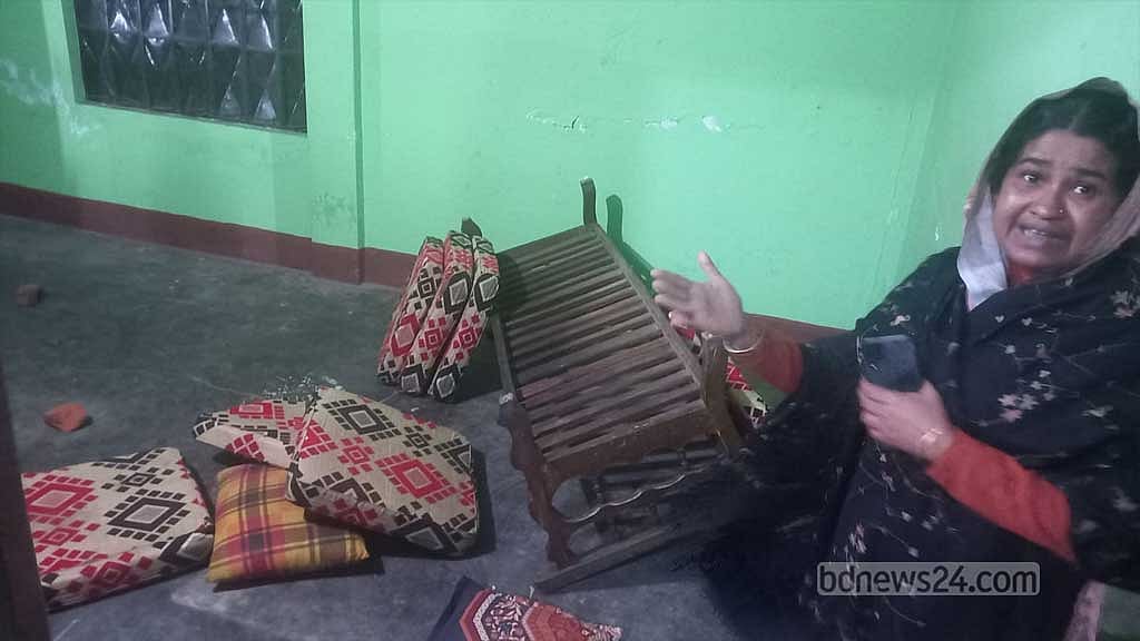 কুমিল্লায় মসজিদের ইমামের জন্য সাহায্য চাওয়া নিয়ে তুলকালাম