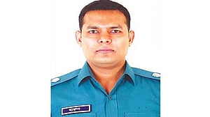ছাত্রলীগ নেতাদের নির্যাতন: এডিসি হারুন সাময়িক বরখাস্ত
