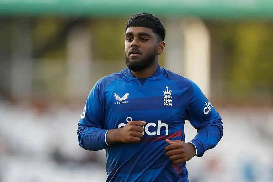 এবার ভিসা সমস্যায় ভারতের বিমানবন্দরে বাধার মুখে লেগ স্পিনার রেহান