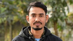 লালমনিরহাটে ফেনসিডিলসহ ছাত্রলীগ নেতা গ্রেপ্তার