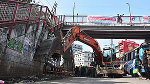 চট্টগ্রামে অবৈধ স্থাপনা উচ্ছেদ