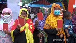 কার্বন নিঃসরণকারী দেশগুলোকে সাতক্ষীরাবাসীর লাল কার্ড