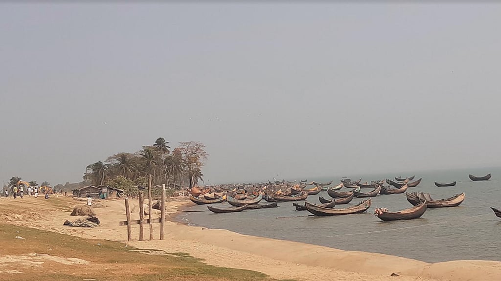 মিয়ানমারে যুদ্ধ: তিন দিন বন্ধের পর রাতভর গোলাগুলি