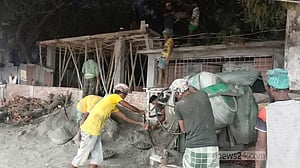 কুয়াকাটা বৌদ্ধ বিহারে দেয়াল ভেঙে টয়লেট নির্মাণের নিন্দায় ৪৪ নাগরিক
