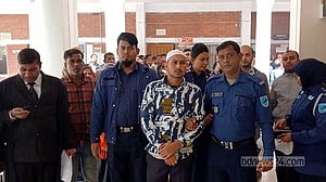 অ্যাসিড ছুড়ে পোশাককর্মীকে হত্যায় সাবেক স্বামীর মৃত্যুদণ্ড