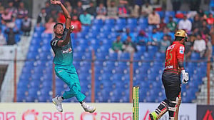 ৪ ওভারে ৬৯ রান দিয়ে আল আমিনের বিব্রতকর রেকর্ড