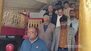 ভোটের আগে অগ্নি-সংযোগ: বৌদ্ধ বিহারে বিএনপির প্রতিনিধিদল