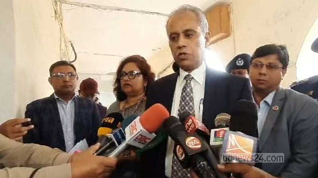 ইভিএম নিয়ে ভয়ের কিছু নেই, ভোটার উপস্থিতি আসল বিষয়: ইসি আলমগীর
