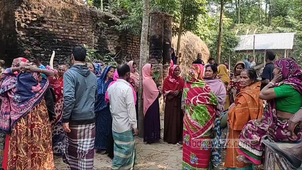 রাজবাড়ীতে বৃদ্ধাকে পিটিয়ে ও শ্বাসরোধে হত্যা, যুবক আটক