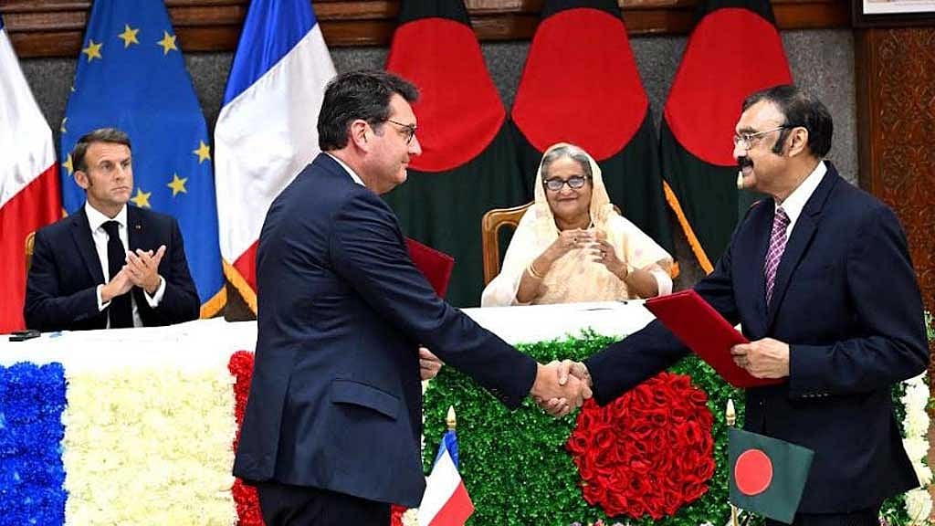 বঙ্গবন্ধু-২ স্যাটেলাইট ও নগর উন্নয়নে ঢাকা-প্যারিস দুই চুক্তি
