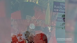 দুদিন পর নাইক্ষ্যংছড়ি সীমান্তে গোলাগুলি, অটোরিকশায় লাগল গুলি