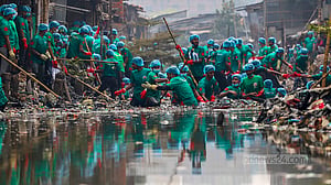 পরিষ্কার হচ্ছে প্যারিস খাল