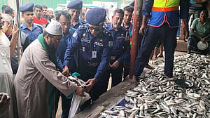 চাঁদপুরে ১১২ মণ জাটকা জব্দ, আটক ৪০