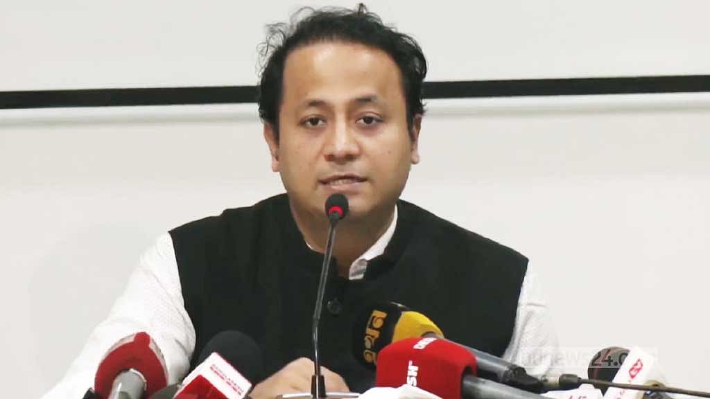 ‘কিছু করা যাবে?’ পরীক্ষায় সুবিধা পেতে শিক্ষামন্ত্রীকে এসএমএস