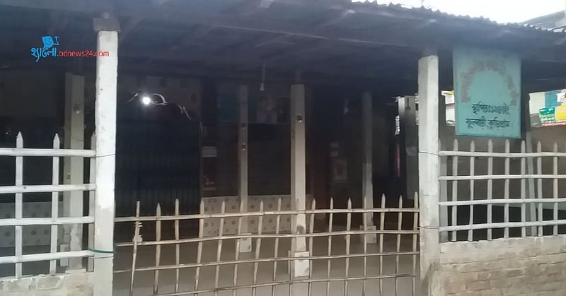একই আঙিনায় মসজিদ-মন্দির