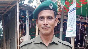 রাজশাহী স্টেশনে যাত্রীর ঘুষিতে আনসার সদস্য নিহত