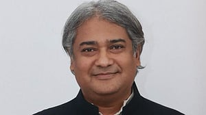 তুরস্ক সফরে তথ্য প্রতিমন্ত্রী