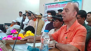 তলে তলে নির্বাচনের প্রস্তুতি নিচ্ছে বিএনপি: ফারুক খান