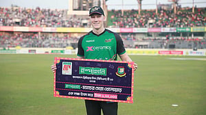 ‘জীবনের সবচেয়ে বাজে ৮ বল’ পেরিয়ে সিলেটের নায়ক টেক্টর
