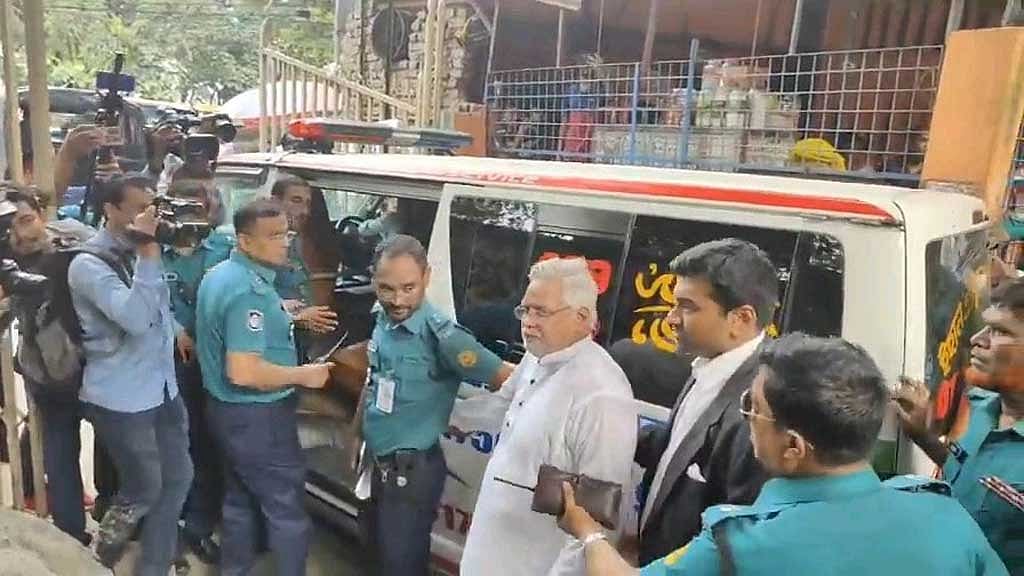 দুর্নীতির দায়ে সাজাপ্রাপ্ত আমান আত্মসমর্পণের পর কারাগারে