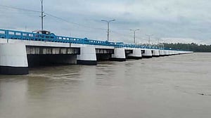 তিস্তায় পানি বৃদ্ধি, বন্যার শঙ্কায় লালমনিরহাটে মাইকিং