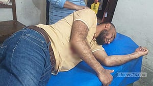 বরিশালে জুয়াড়িদের হামলায় আহত ২ পুলিশ