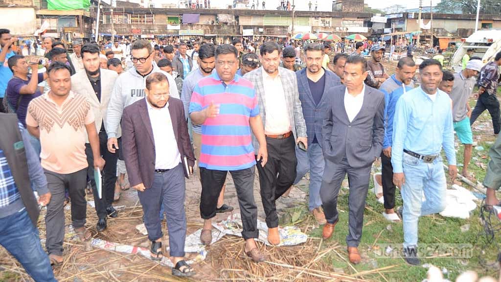 সিলেটে রমজানের আগে হকার পুনর্বাসন: মেয়র আনোয়ারুজ্জামান