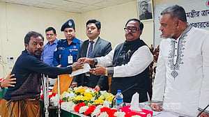 নিত্যপণ্যের কারসাজি রোধে ভোক্তাদের সতর্ক থাকতে হবে: খাদ্যমন্ত্রী