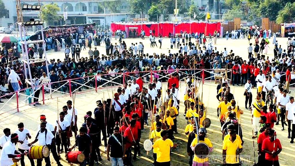 কুষ্টিয়ায় লাঠিয়াল বাহিনীর ৯০ বছর পূর্তির উৎসব