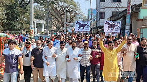 বিএনপি ভোটে নেই, নেতারা আছেন মাঠে
