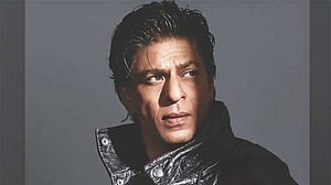 ‘জেমস বন্ড’ হতে শাহরুখ আটকাচ্ছেন কোথায়?