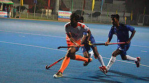 সহজ জয় আবাহনীর, স্বস্তির শুরু মেরিনার্সের