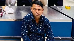 ডোর লক, চার্জার লাইট, ব্যাটারির ভেতরে দেড় কোটি টাকার সোনা