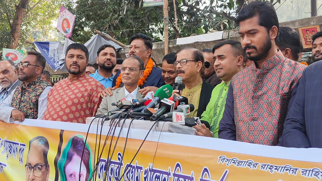 বাইডেনের চিঠি নিয়ে ‘গুলগুলা ভাব’ হওয়ার দরকার নাই: মান্না