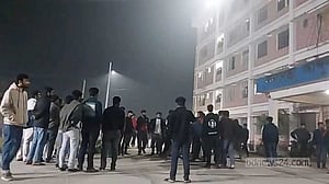ভাসানী বিশ্ববিদ্যালয়ে ছাত্রলীগের হামলায় একই সংগঠনের আহত ৯