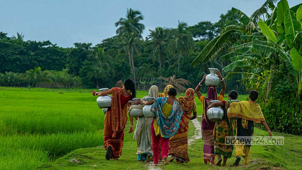 পানির দেশে পানির অভাব