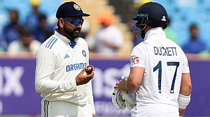 যে কারণে ব্যাটিংয়ে নামার আগেই ৫ রান পেয়েছে ইংল্যান্ড