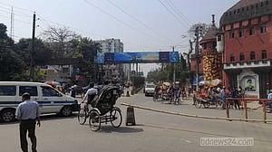 সিলেটে পরিবহন ধর্মঘটে ভোগান্তি যাত্রীদের