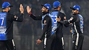 সিলেটের মাঠে শেষ ম্যাচেও স্ট্রাইকার্সের হার, শীর্ষে রংপুর রাইডার্স