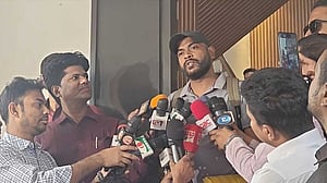 যৌন নিপীড়ন: জগন্নাথ শিক্ষক শাহেদ ইমন বরখাস্ত